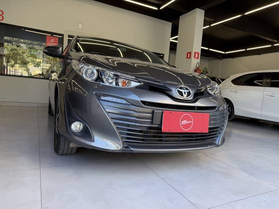 TOYOTA YARIS 1.5 16V FLEX SEDAN XLS CONNECT MULTIDRIVE TOYOTA YARIS 1.5 16V FLEX SEDAN XLS CONNECT MULTIDRIVE